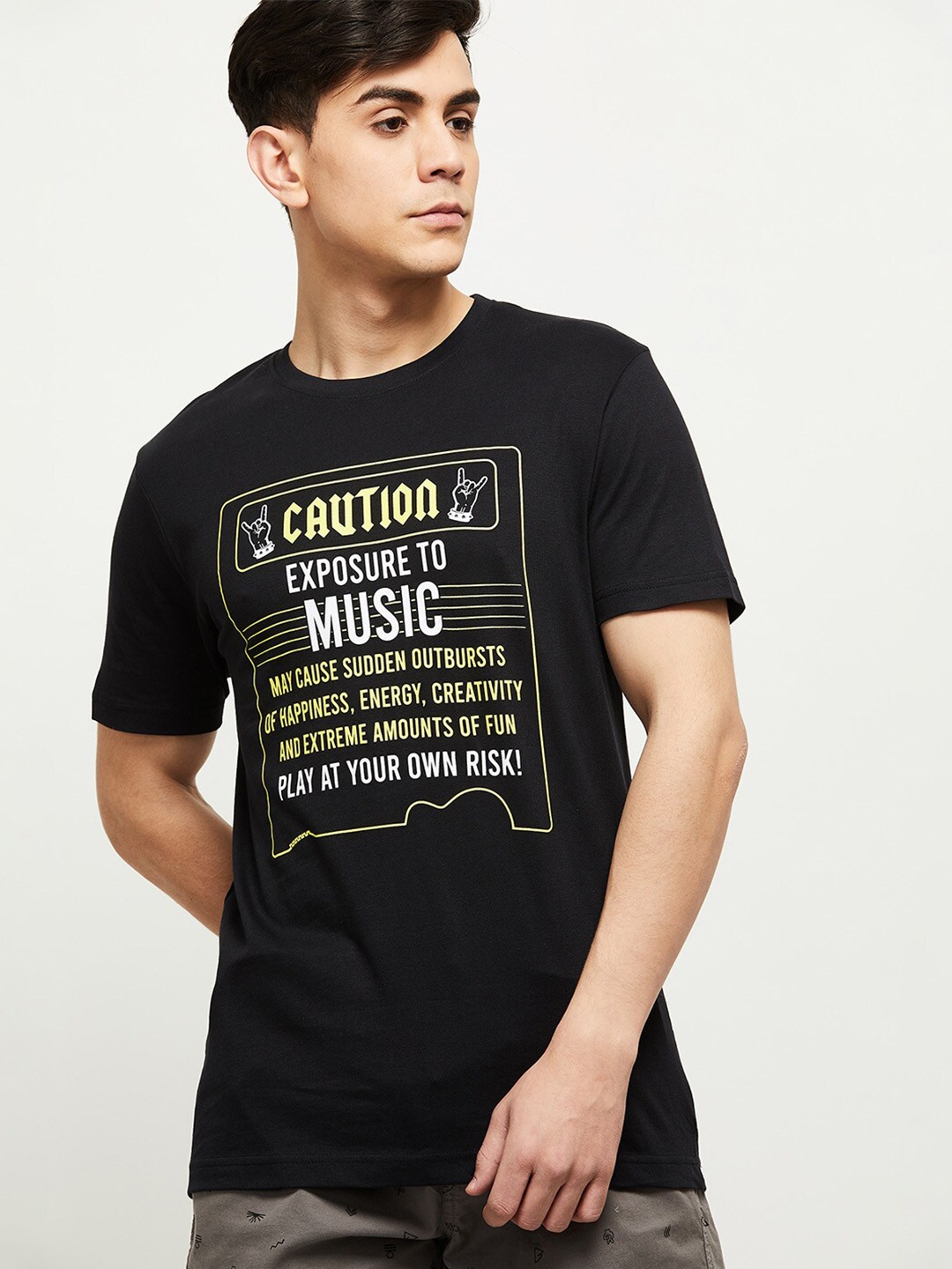 

max Men Black Printed T-shirt