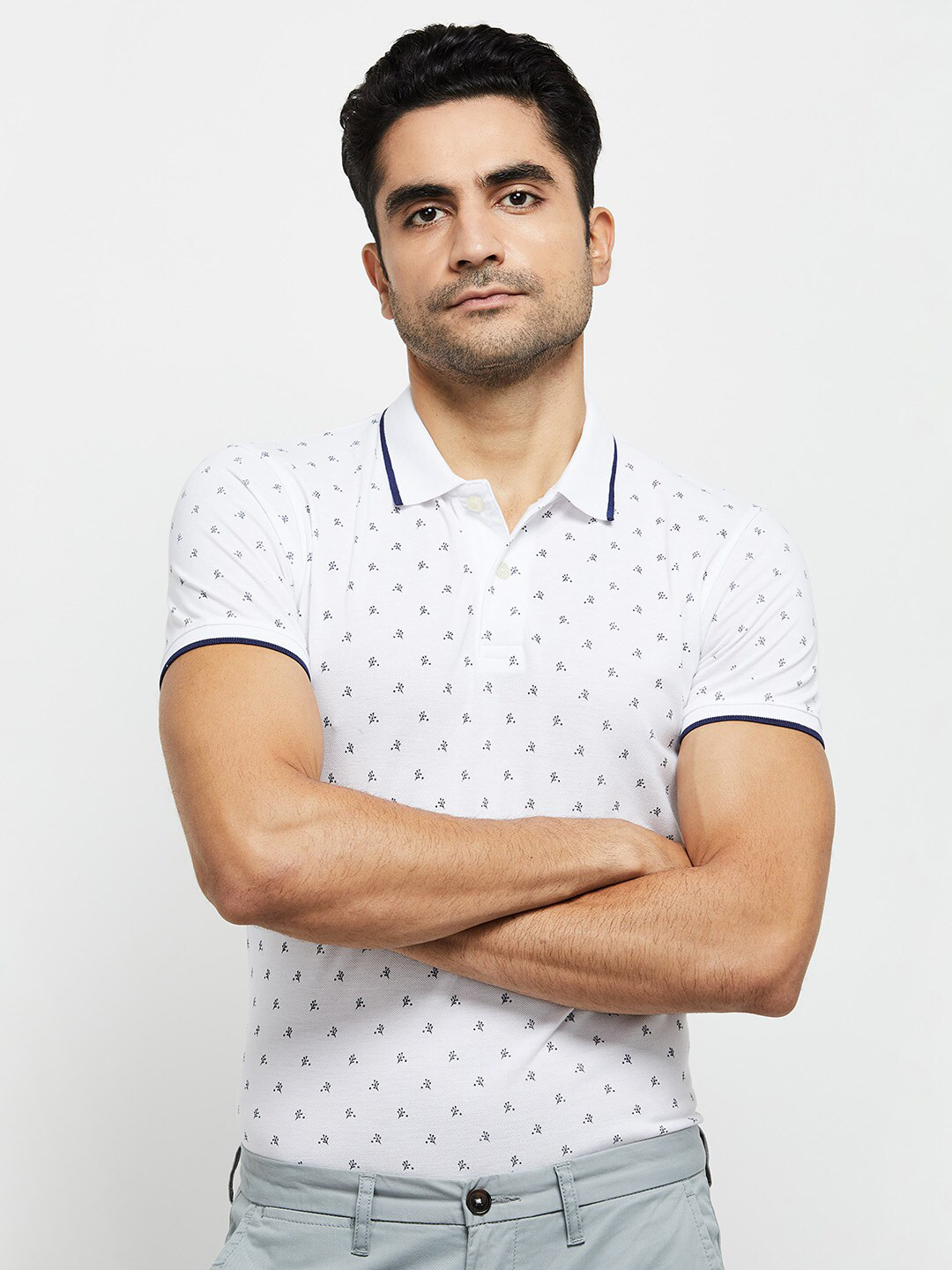 

max Men White Printed Polo Collar Applique T-shirt