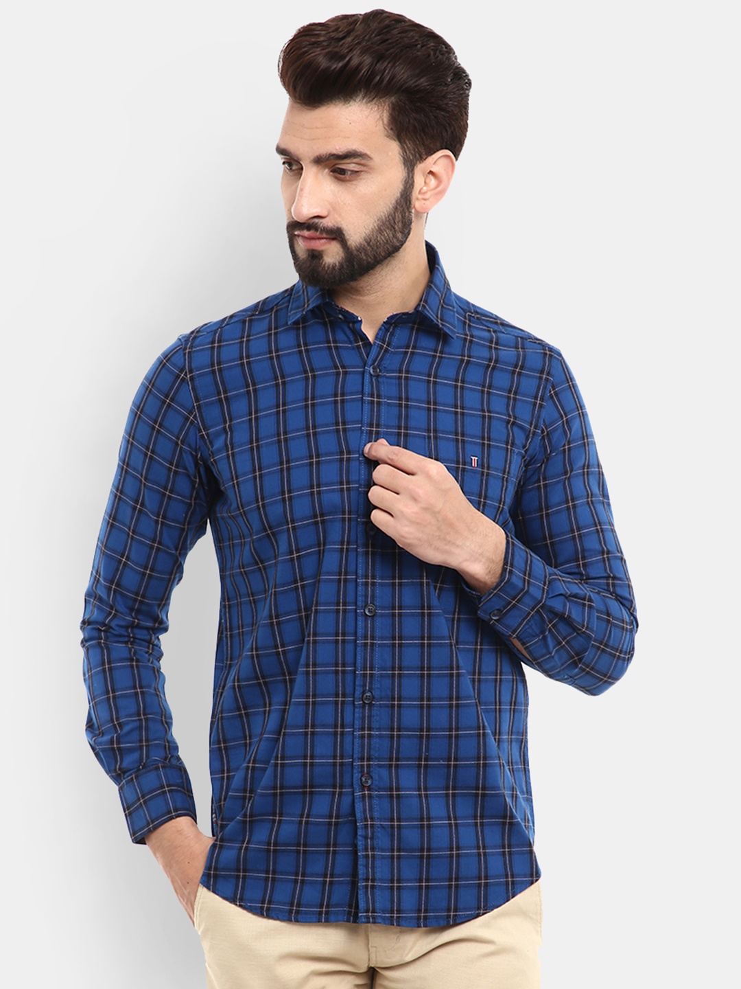 

V-Mart Men Navy Blue Standard Checked Regular Fit Cotton Casual Shirt