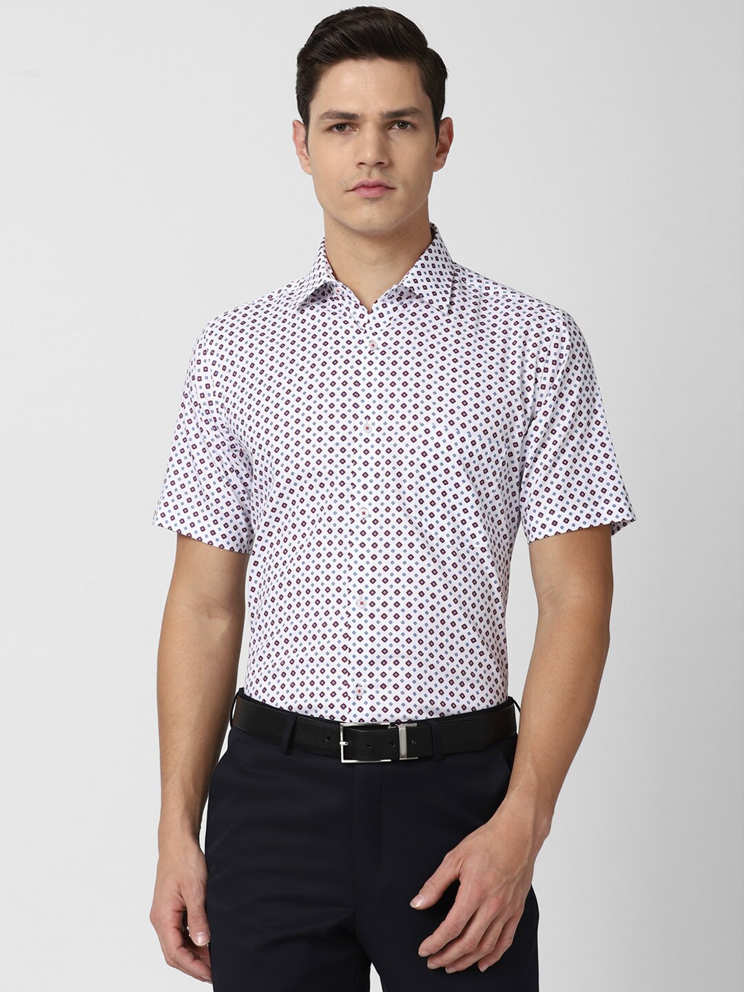 

Van Heusen Men White Printed Formal Shirt