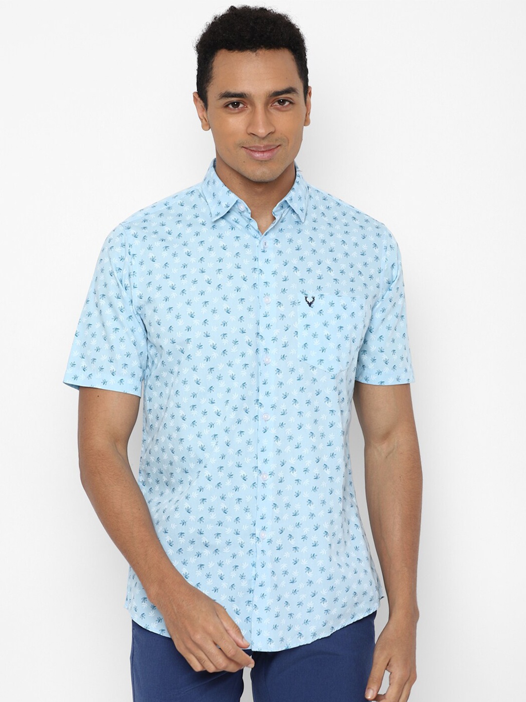 

Allen Solly Men Blue Slim Fit Printed Casual Shirt