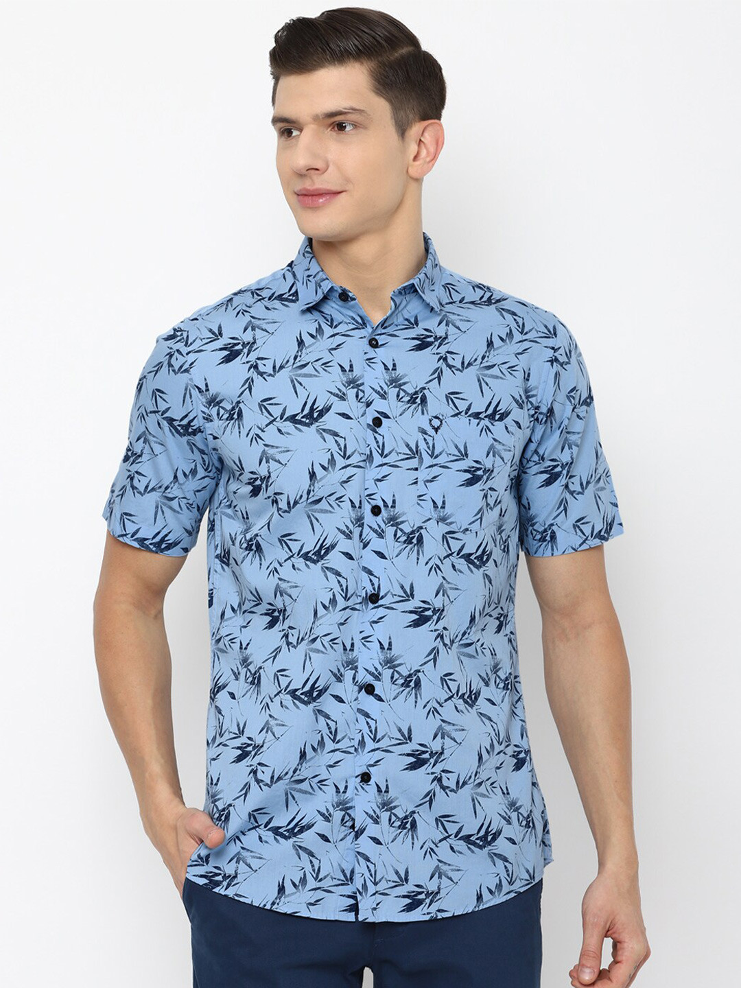 

Allen Solly Men Blue Slim Fit Printed Casual Shirt
