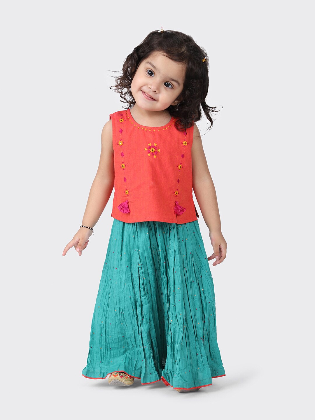 

Fabindia Girls Teal & Red Printed Ready to Wear Cotton Lehenga Choli