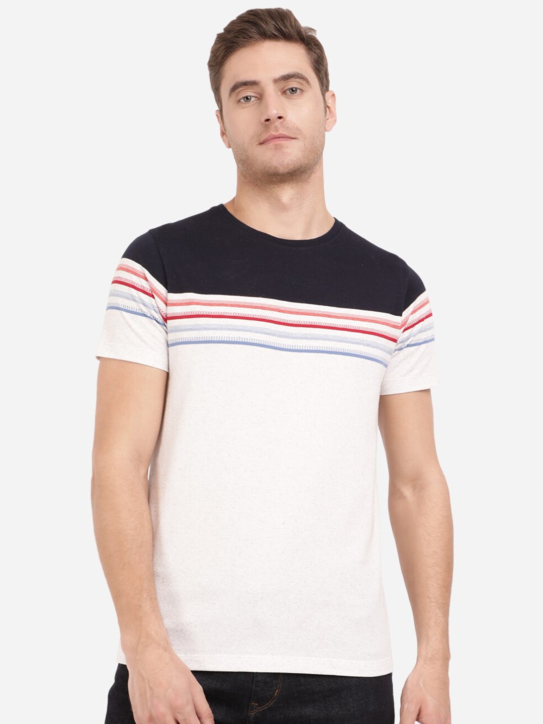 

Greenfibre Men White & Navy Blue Colourblocked Slim Fit T-shirt
