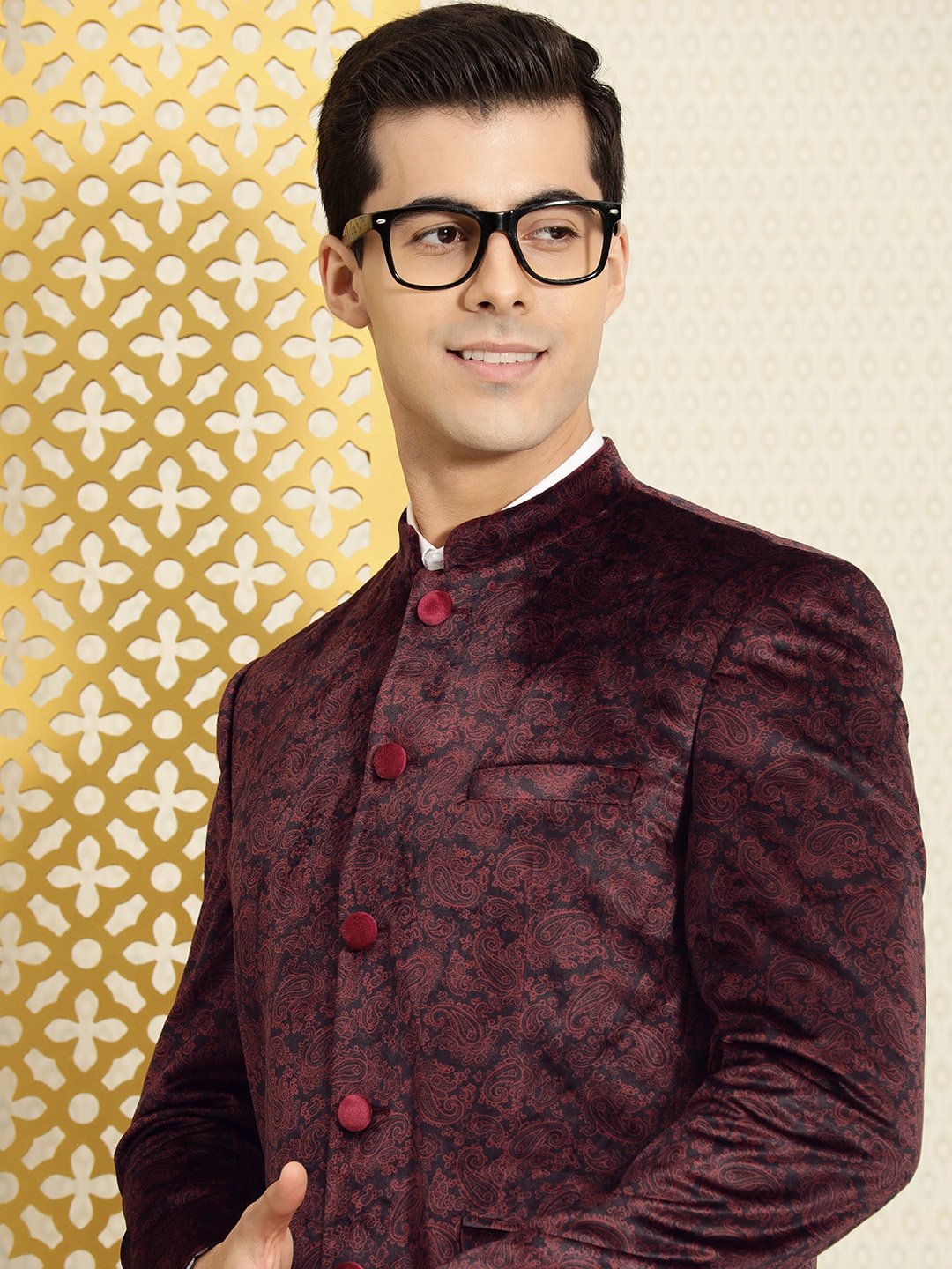 

House of Pataudi Maroon And Navy Blue Ethnic Motifs Printed Single-Breasted Jashn Blazer