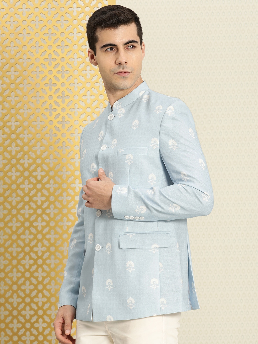 

House of Pataudi Men Blue & White Printed Pure Linen Jashn Bandhgala Blazer