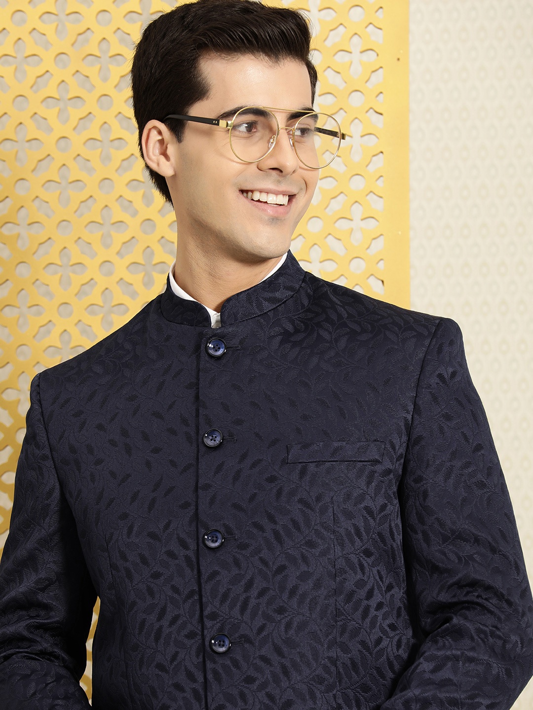 

House of Pataudi Men Navy Blue Woven Design Bandhgala Jashn Blazer
