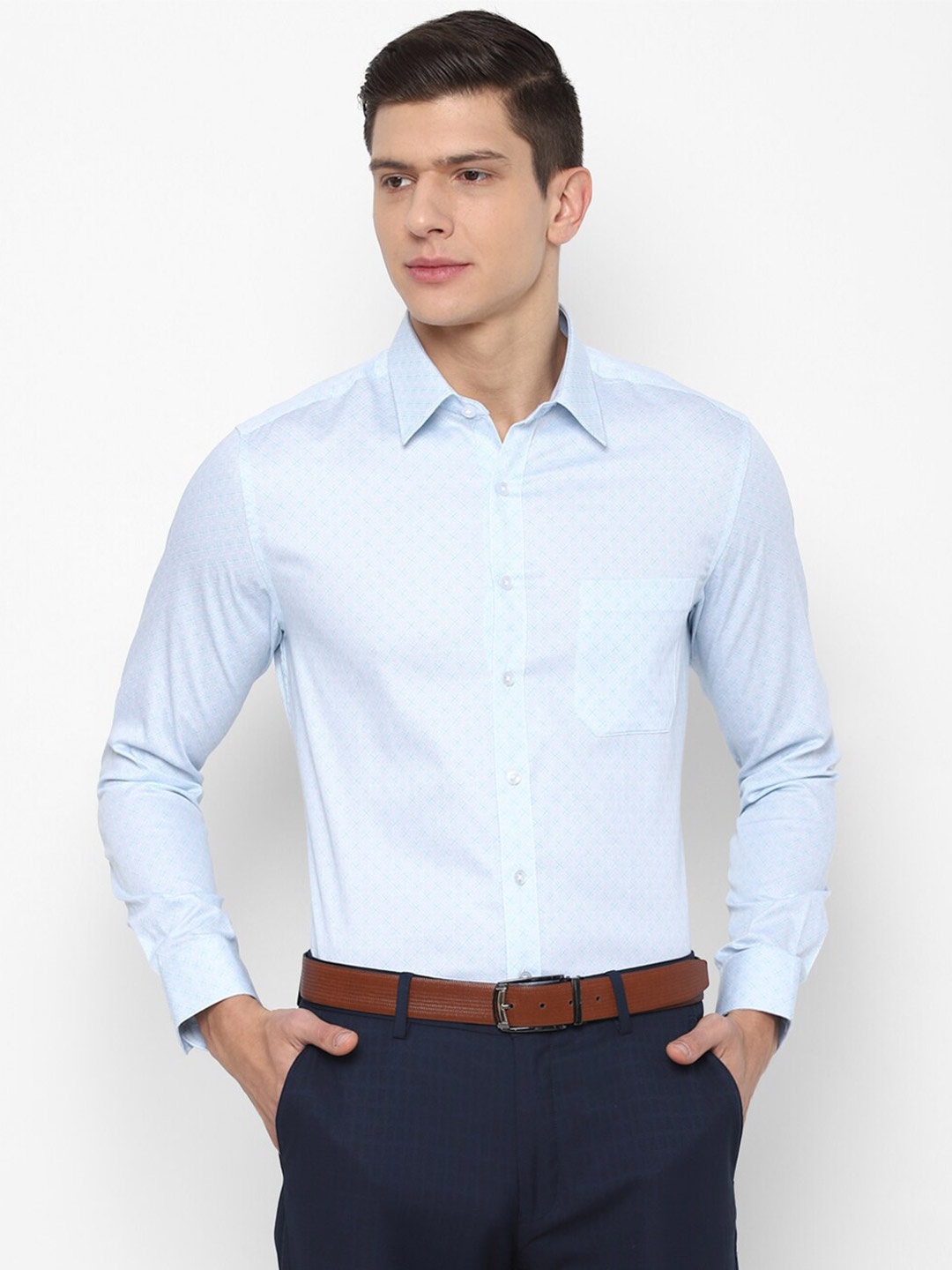 

Louis Philippe Men Blue Slim Fit Floral Printed Formal Shirt