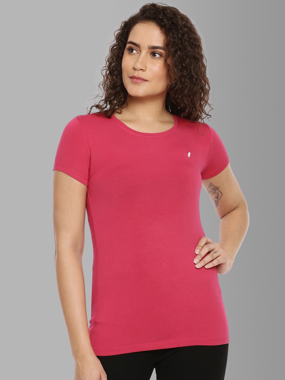 

Feather Soft Elite Women Pink Slim Fit Running T-shirt