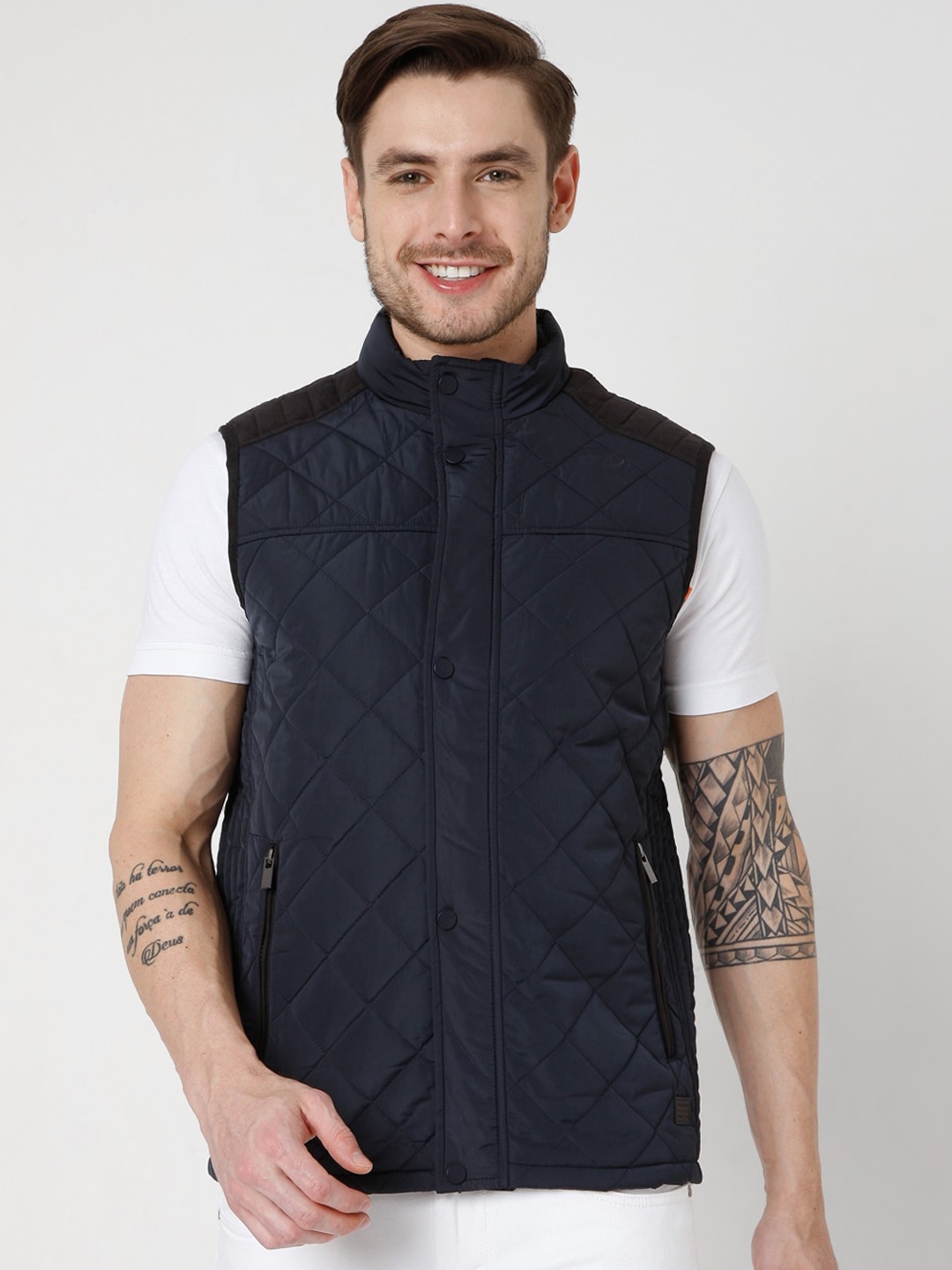 

Mufti Men Navy Blue Outdoor Quilted Jacket