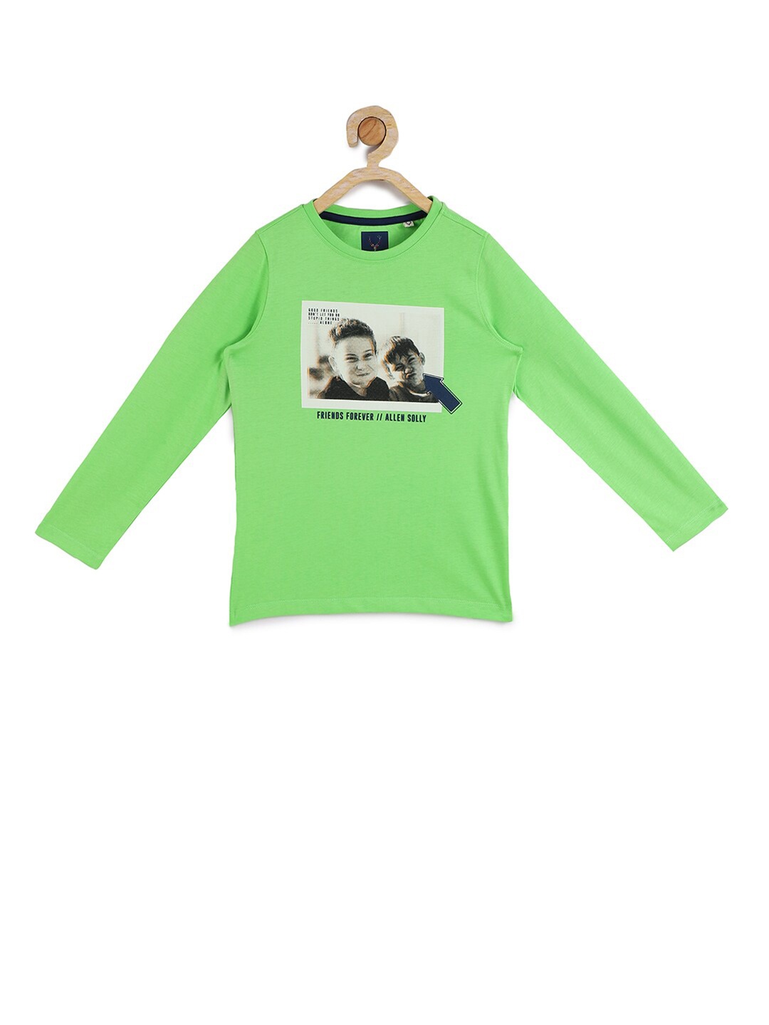 

Allen Solly Junior Boys Green Printed Applique T-shirt
