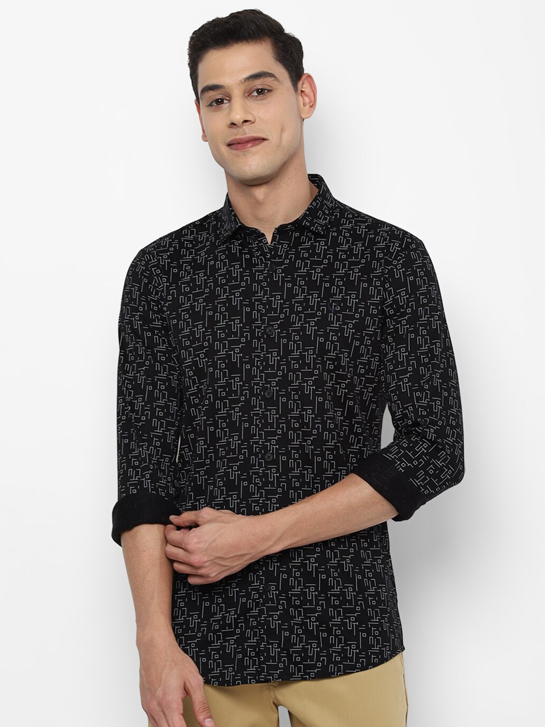

Allen Solly Men Black Slim Fit Printed Cotton Casual Shirt