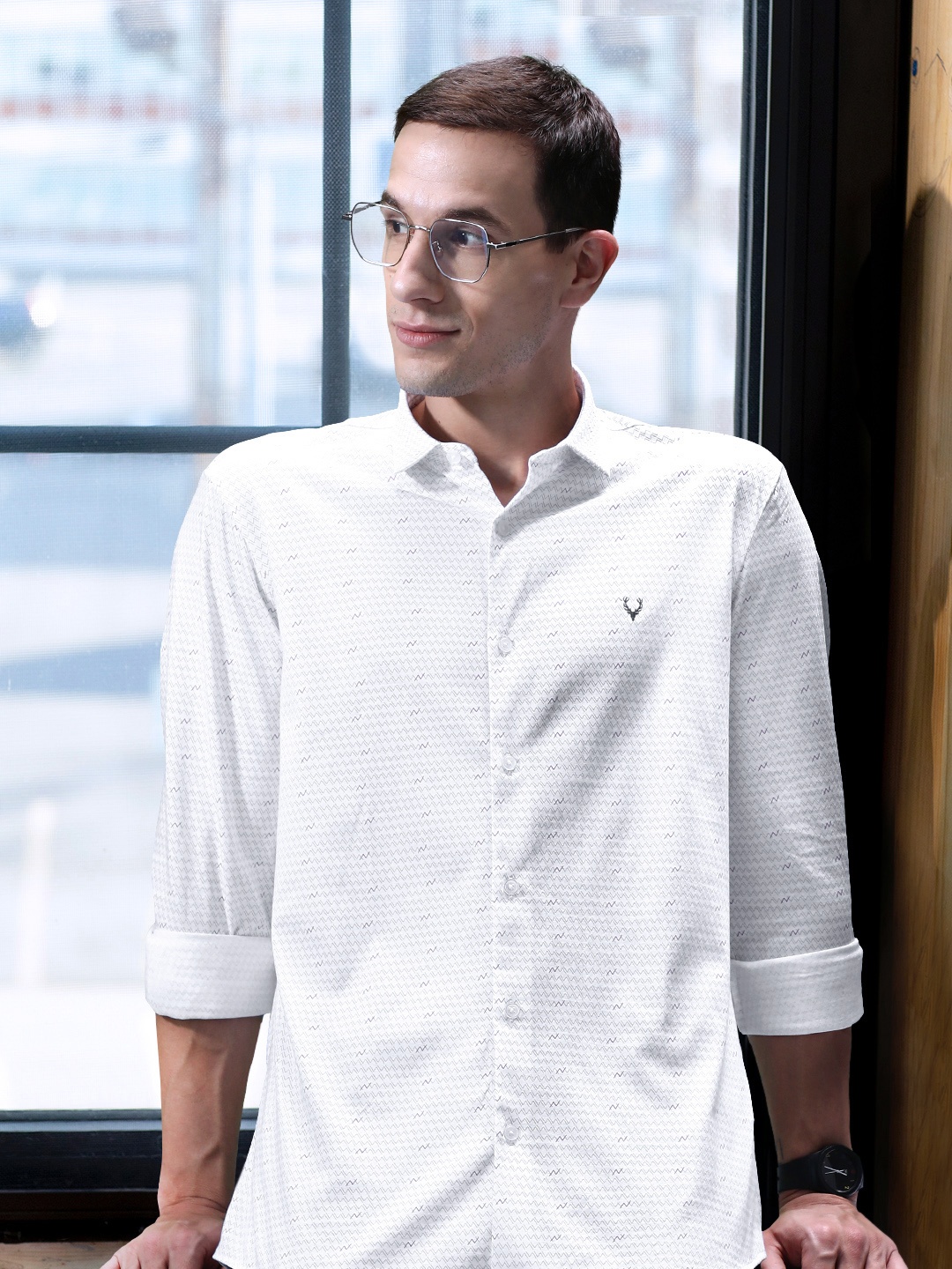 

Allen Solly Men White Slim Fit Printed Casual Shirt