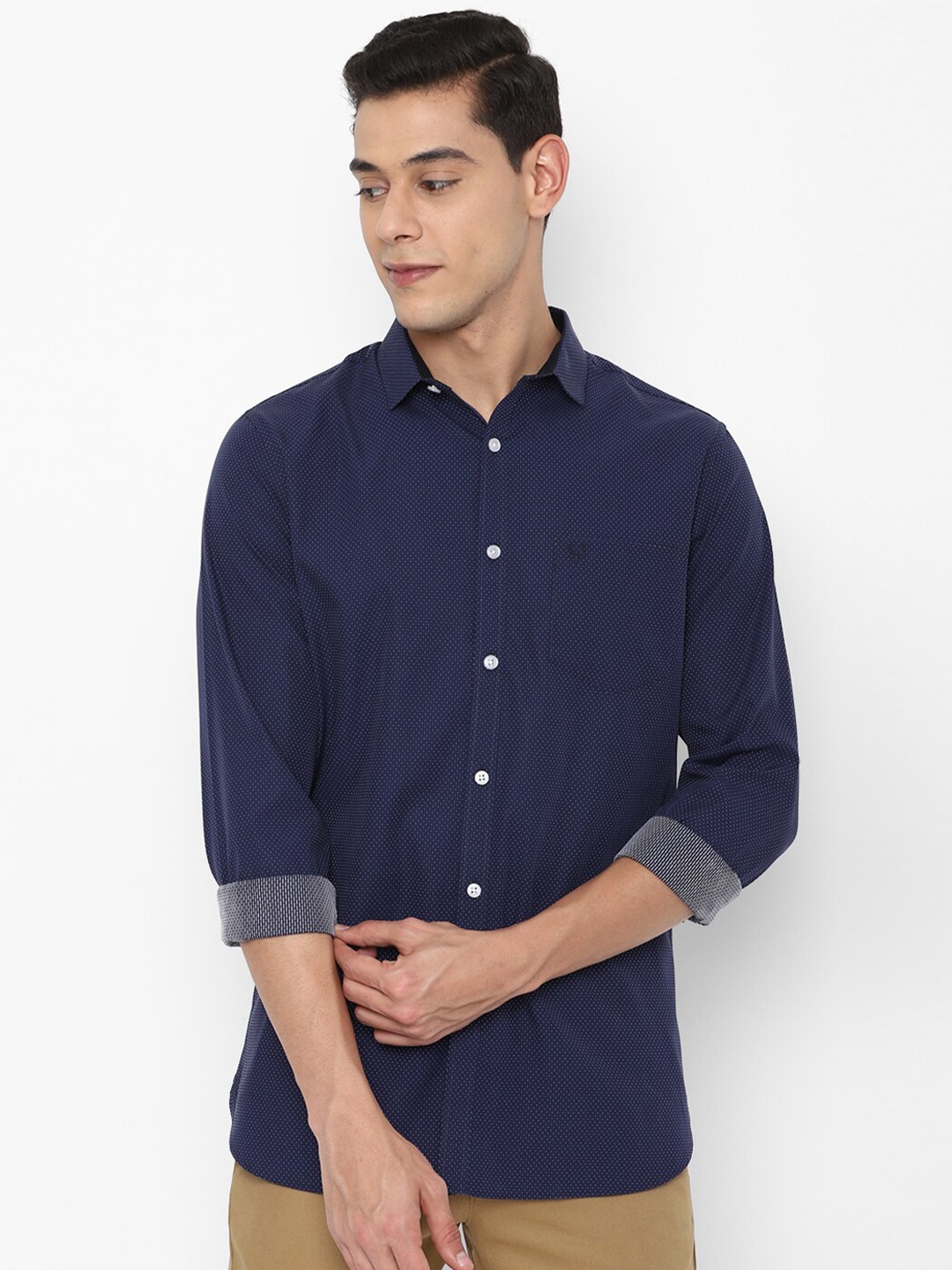 

Allen Solly Men Navy Blue Slim Fit Printed Pure Cotton Casual Shirt