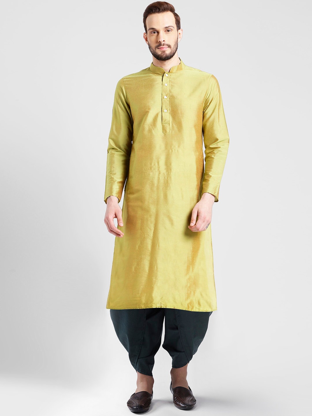 

KISAH Men Green Solid Kurta with Dhoti Pants