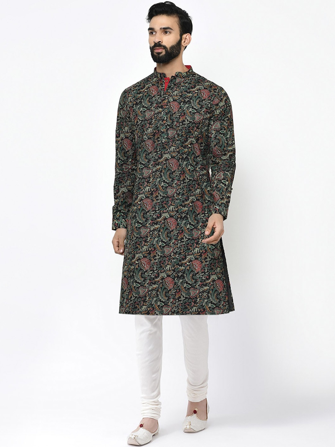 

KISAH Men Black & White Floral Printed Kurta with Churidar