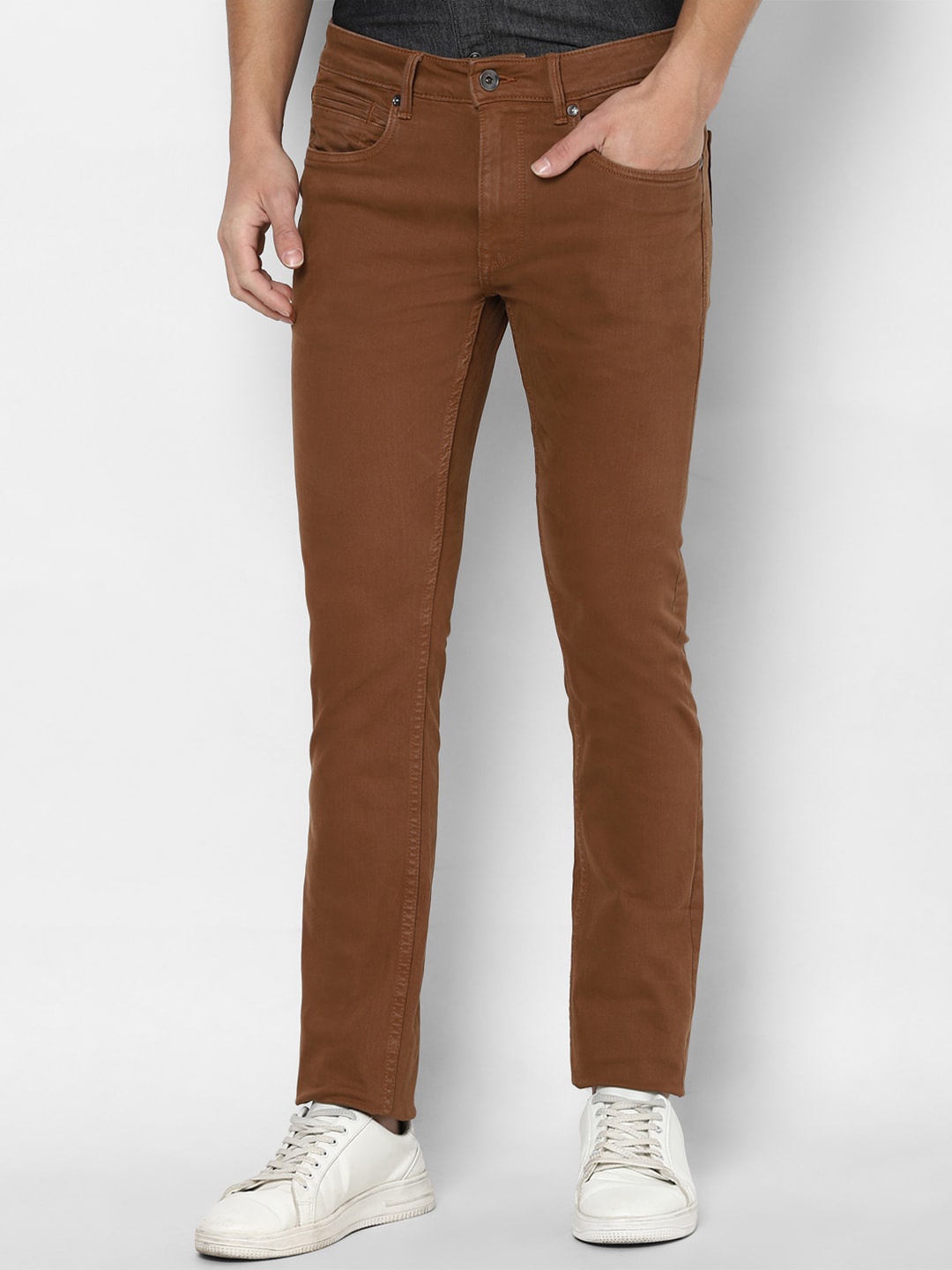 

Louis Philippe Jeans Men Brown Slim Fit Cropped Jeans