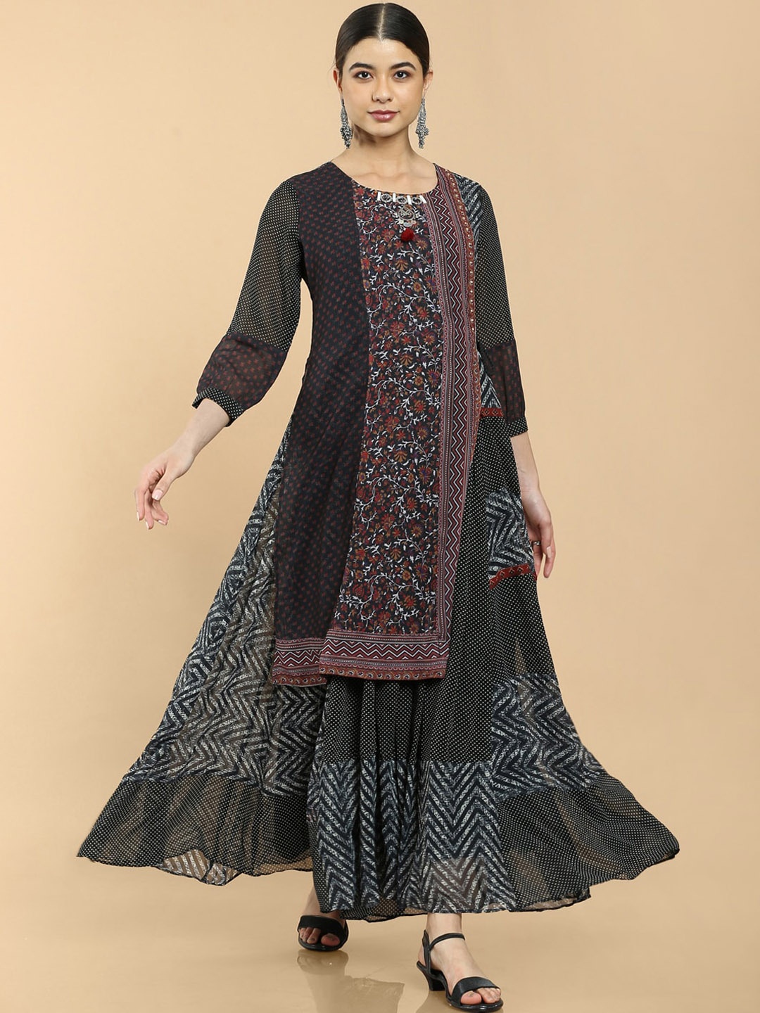 

Soch Women Black Ethnic Motifs Printed Georgette Anarkali Kurta