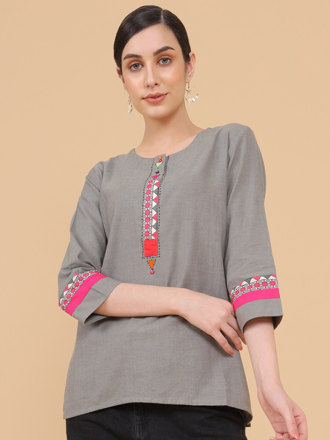 

Soch Women Grey Threadwork Pure Cotton Kurti