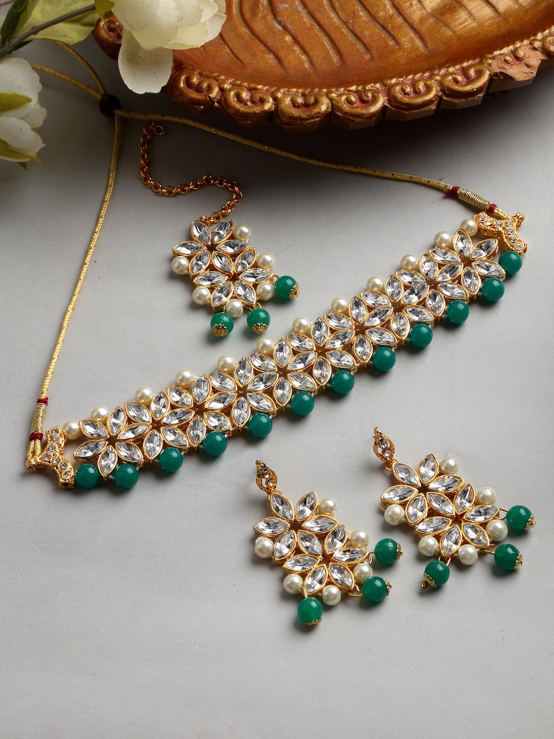 

ZENEME Gold-Plated White & Green Kundan-Studded & Beaded Jewellery Set