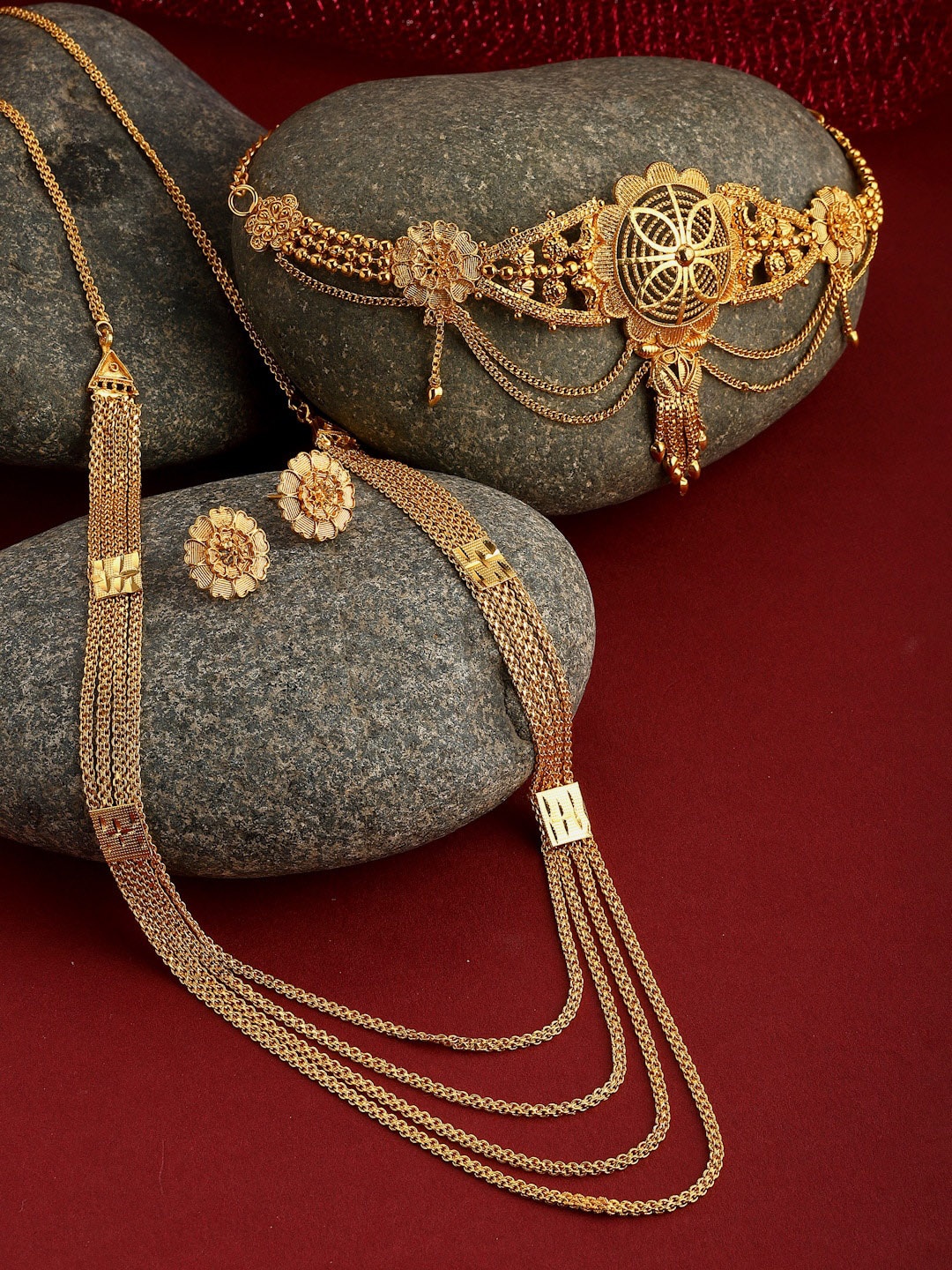 

ZENEME Gold-Plated Floral Textured Jewellery Set