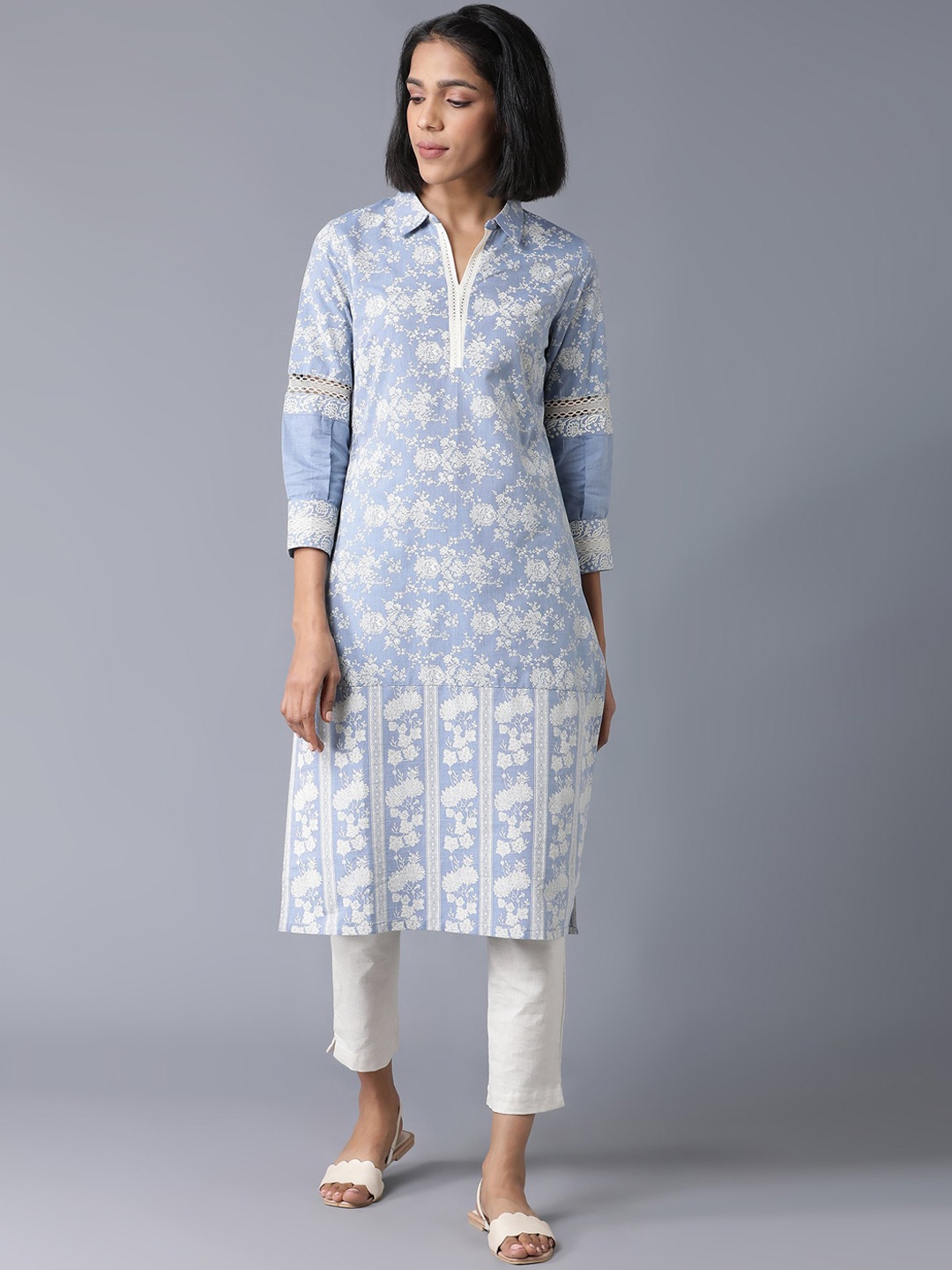 

W Women Blue Floral Printed Pure cotton Kurta