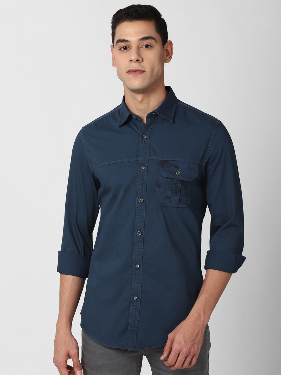 

Peter England Casuals Men Navy Blue Slim Fit Pure Cotton Casual Shirt