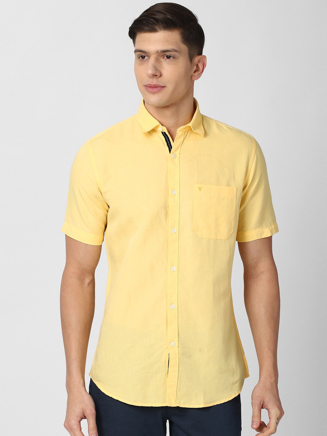 

Van Heusen Sport Men Yellow Slim Fit Casual Shirt