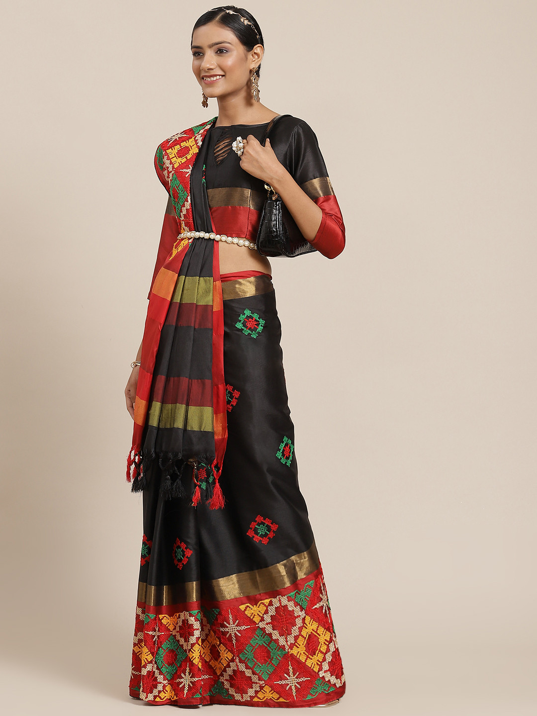

Mitera Women Black & Maroon Embellished Kutchi Embroidery Silk Cotton Saree