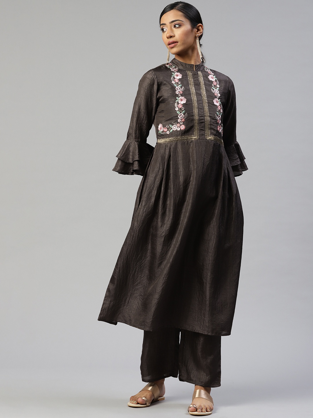 

Cottinfab Women Olive Green Ethnic Motifs Embroidered Pleated Kurta with Palazzos