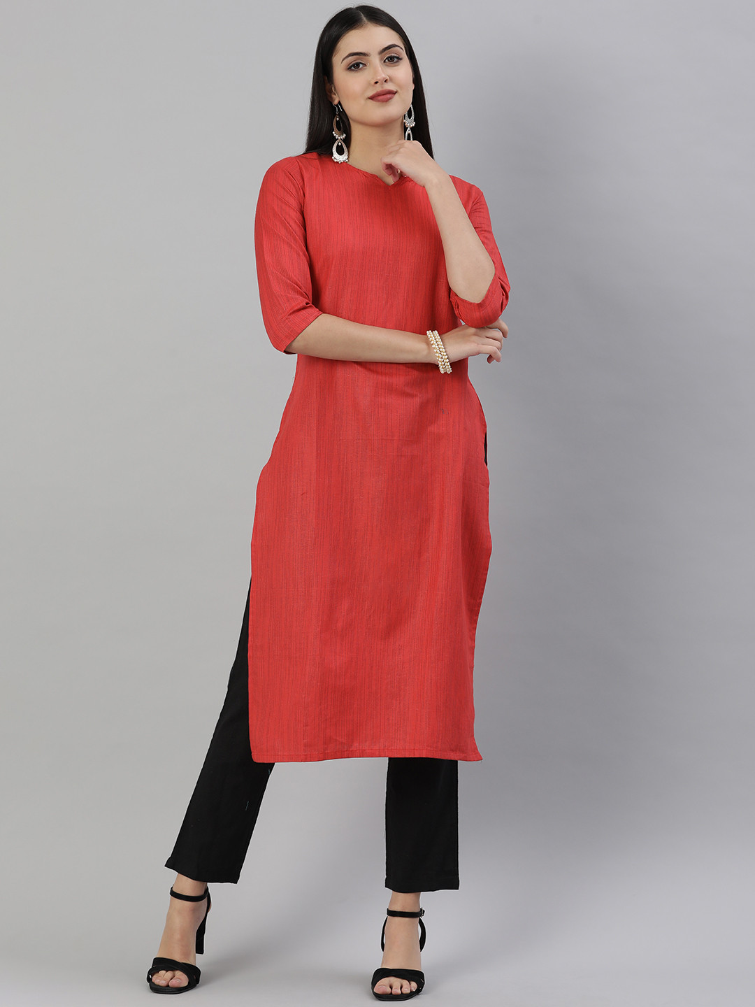 

KALINI Women Red & Black Self Striped Straight Kurta