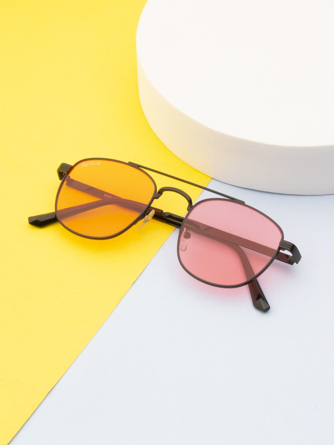 

Ted Smith Unisex Pink UV Protected Aviator Sunglasses JOHNY_C5