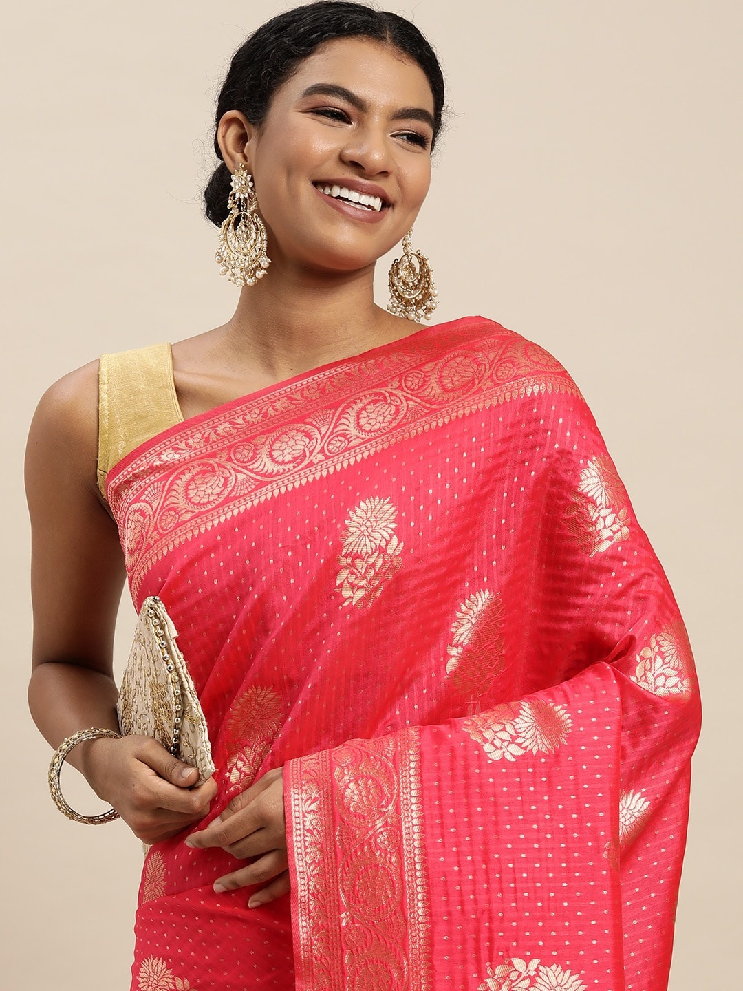 

VAIRAGEE Peach-Coloured & Golden Woven Design Banarasi Saree