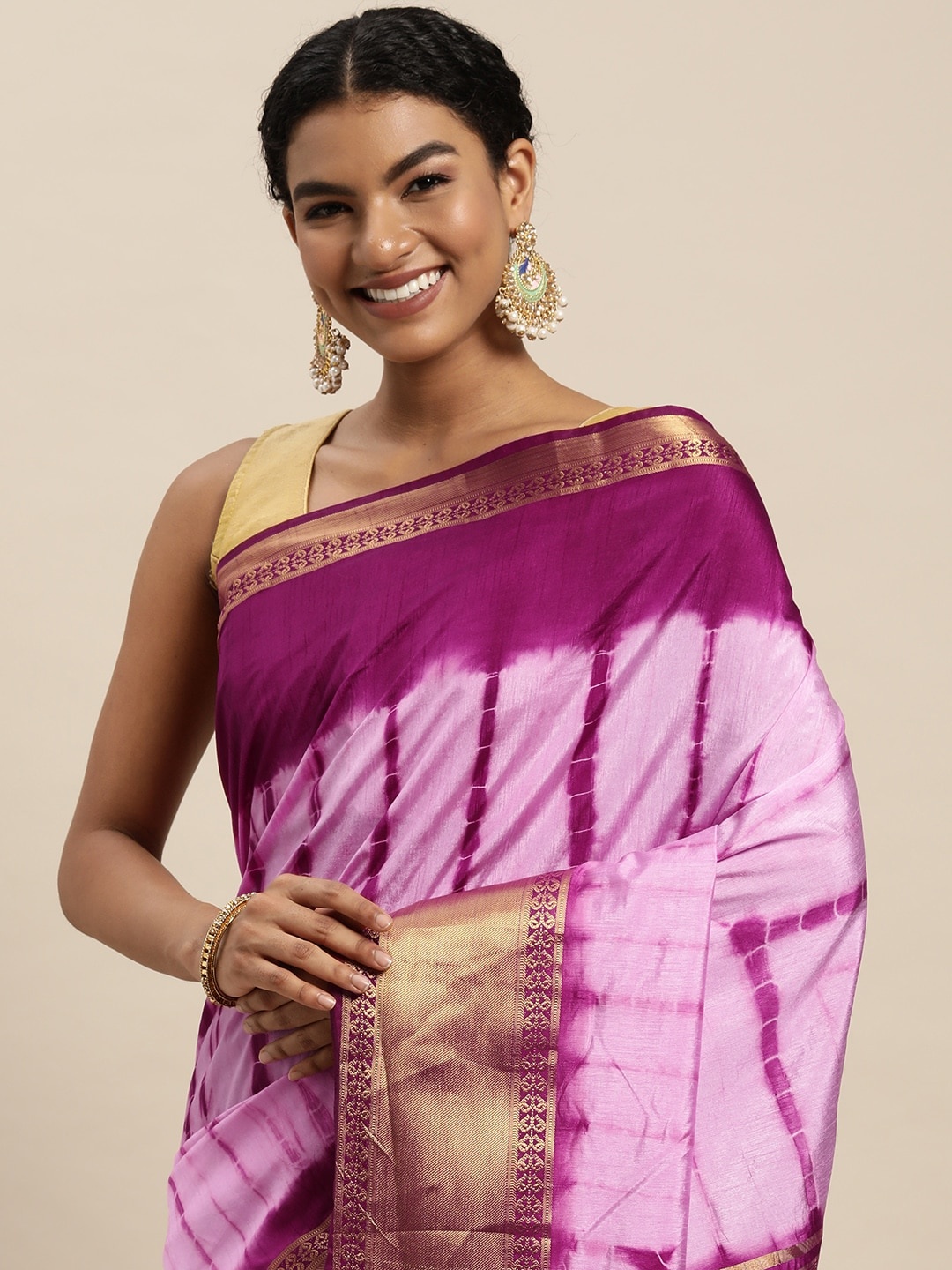 

VAIRAGEE Pink Ombre Saree