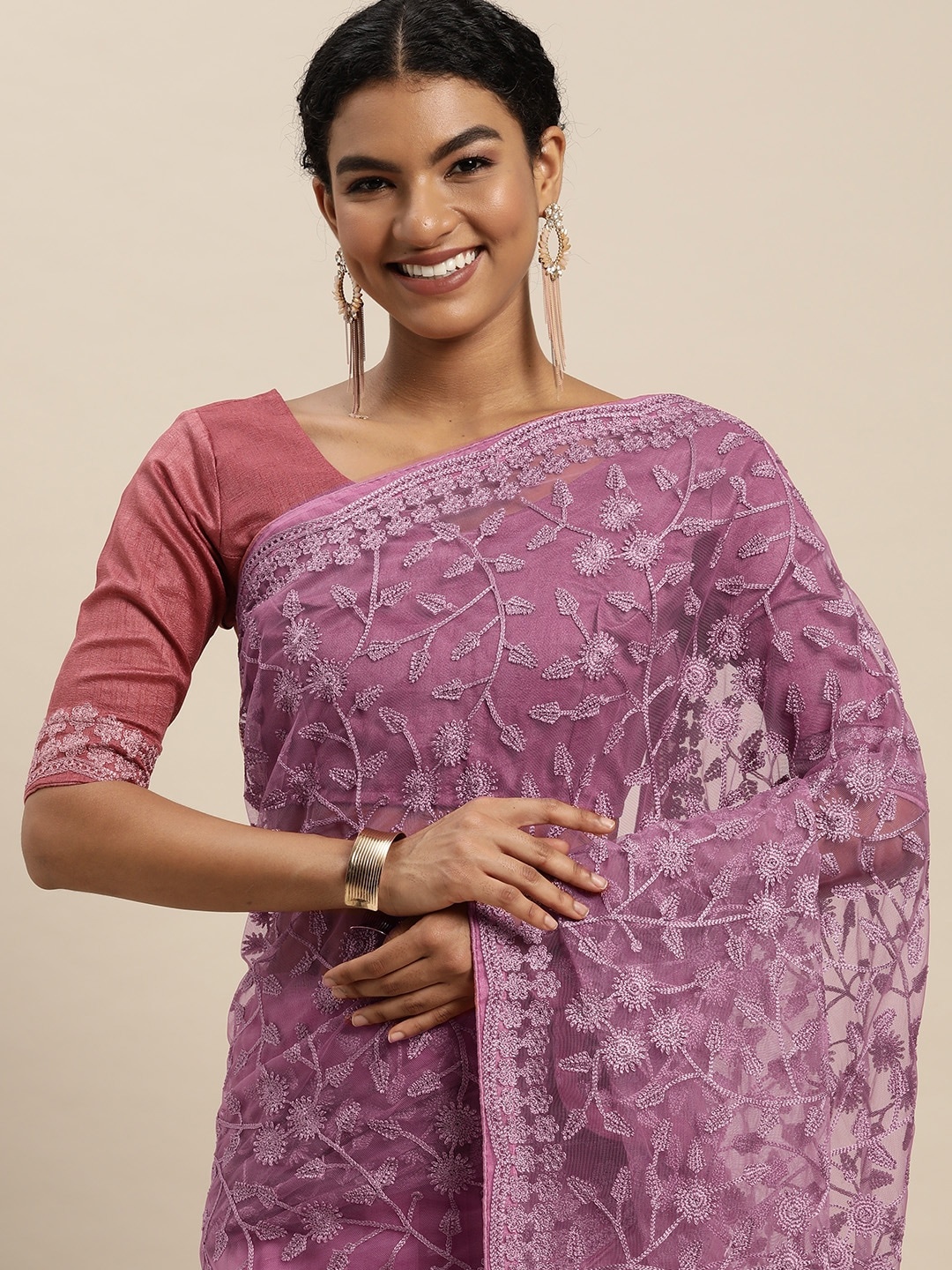 

VAIRAGEE Dusty Pink Floral Embroidered Net Saree, Rose