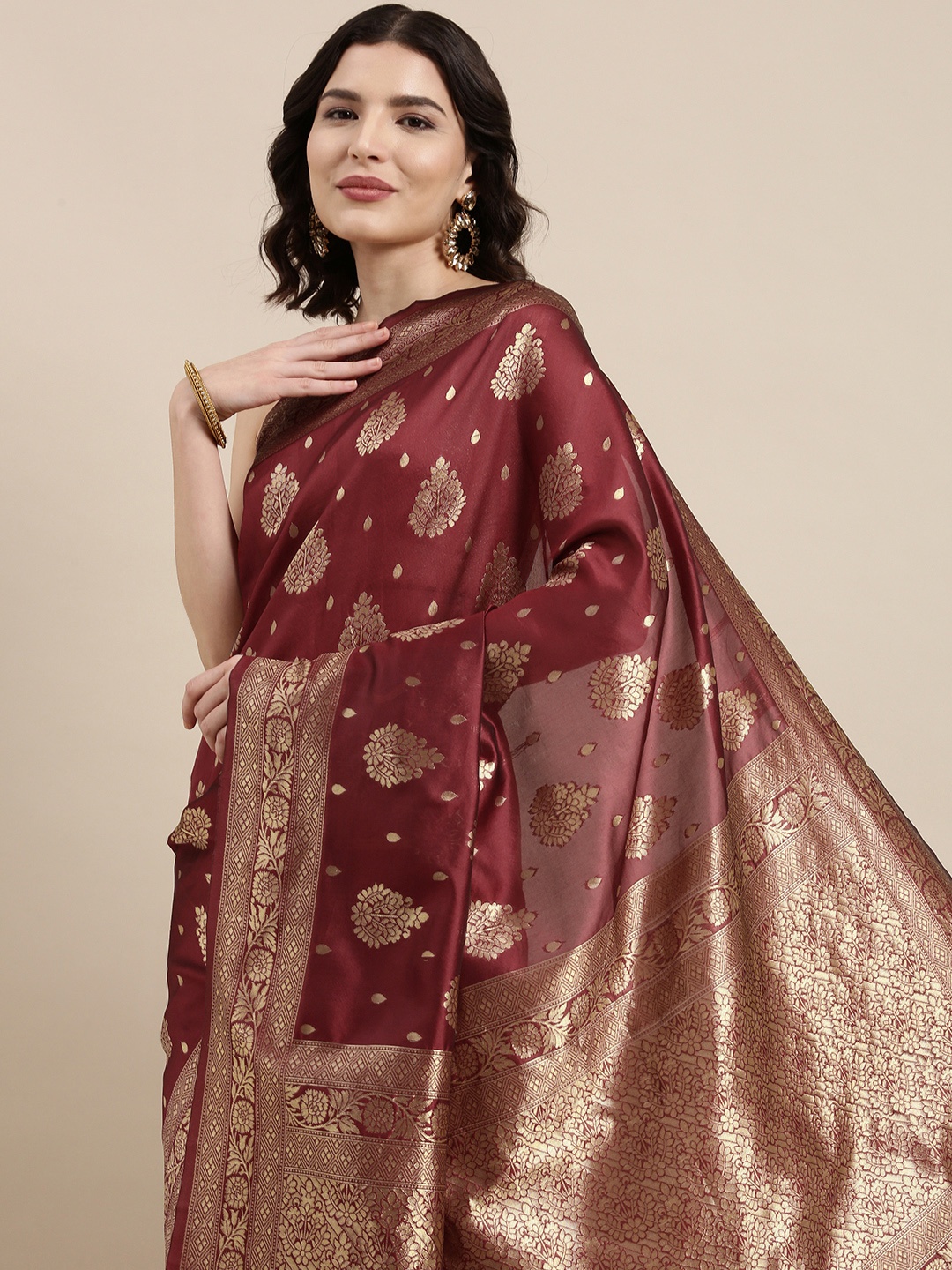 

VAIRAGEE Red & Golden Ethnic Motifs Silk Blend Banarasi Saree