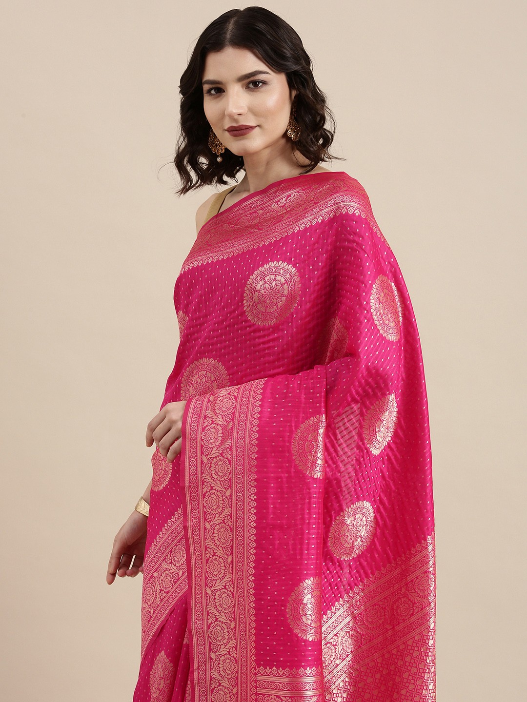 

VAIRAGEE Pink & Golden Ethnic Motifs Silk Blend Banarasi Saree