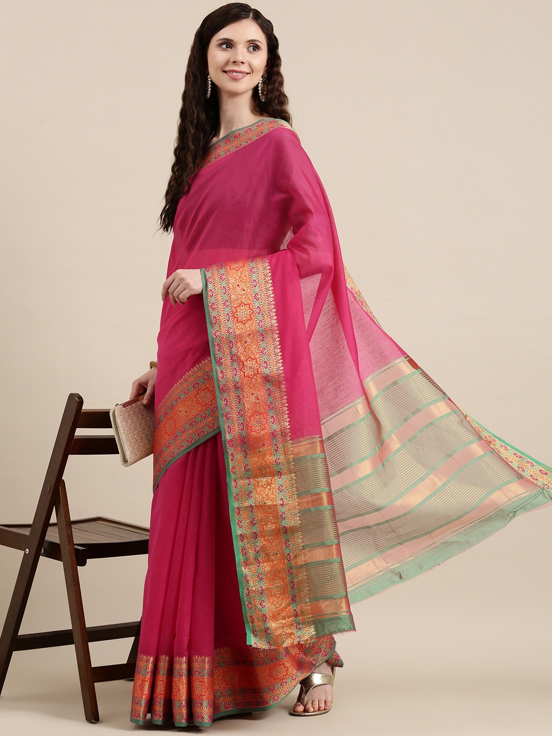 

VAIRAGEE Pink & Green Solid Banarasi Saree