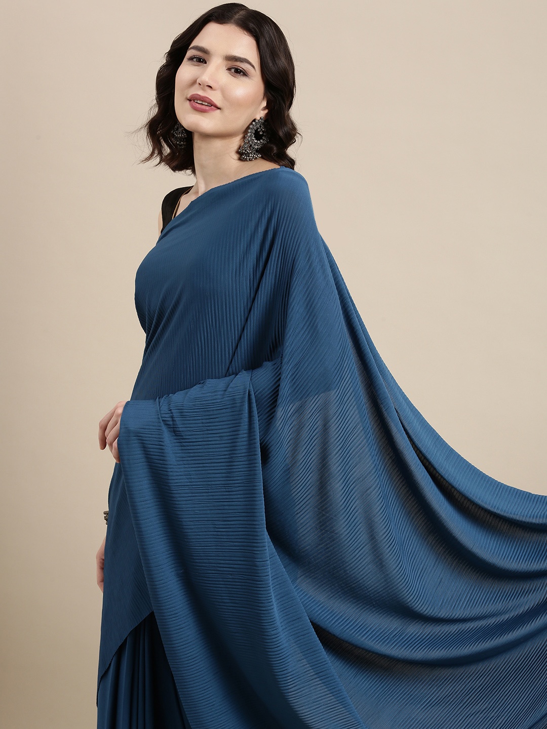 

VAIRAGEE Teal Blue Voile Plisse Saree