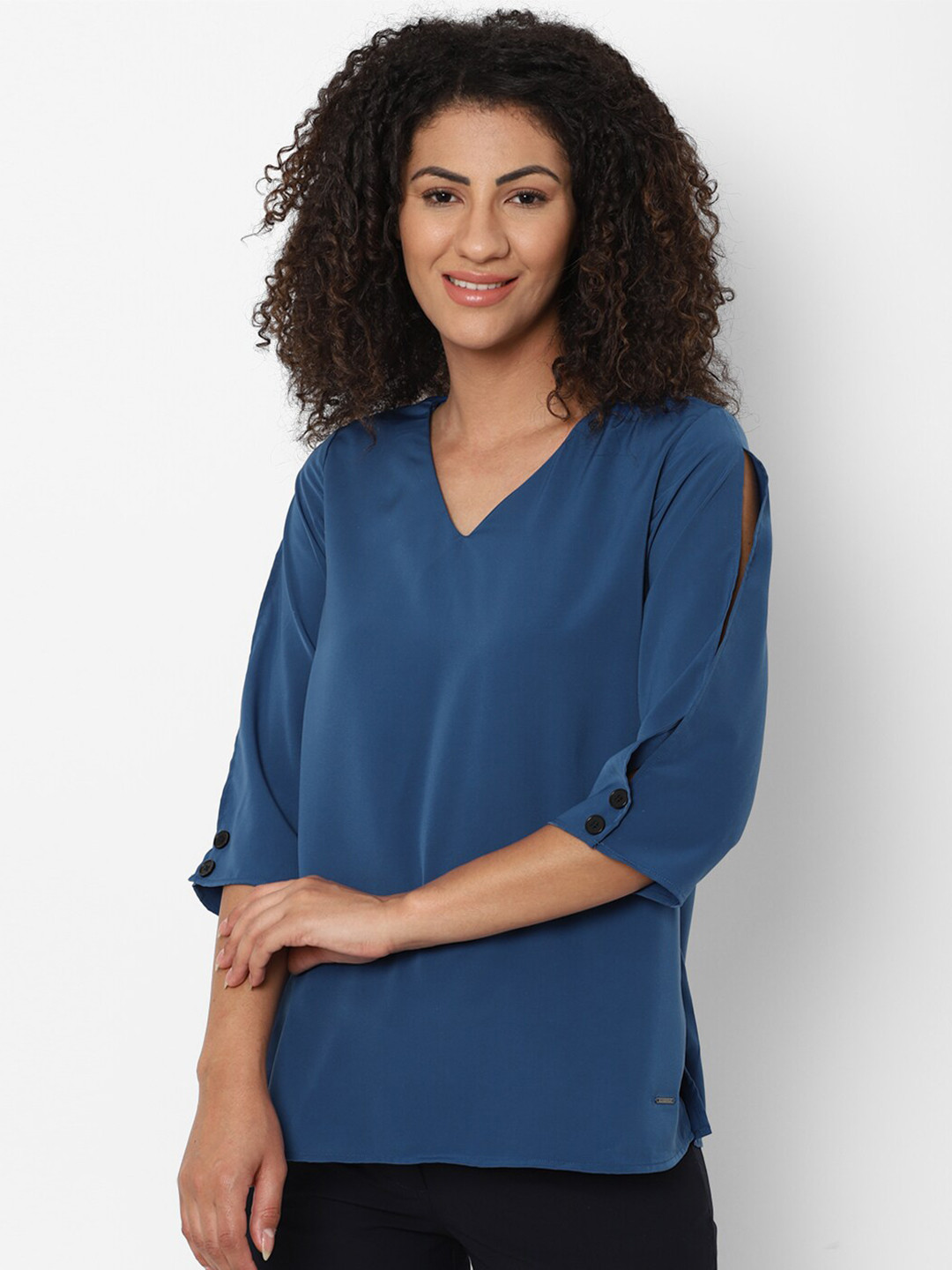 

Allen Solly Woman Blue Solid V-Neck Top