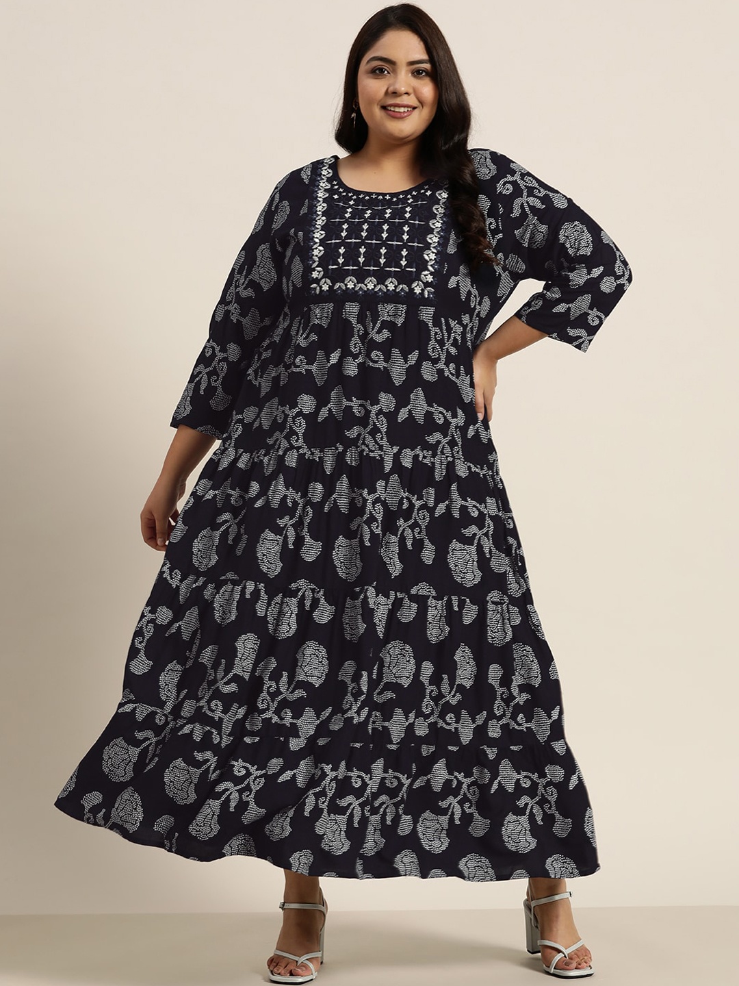 

Juniper Women Blue & White Ethnic Motifs Embroidered Anarkali Kurta