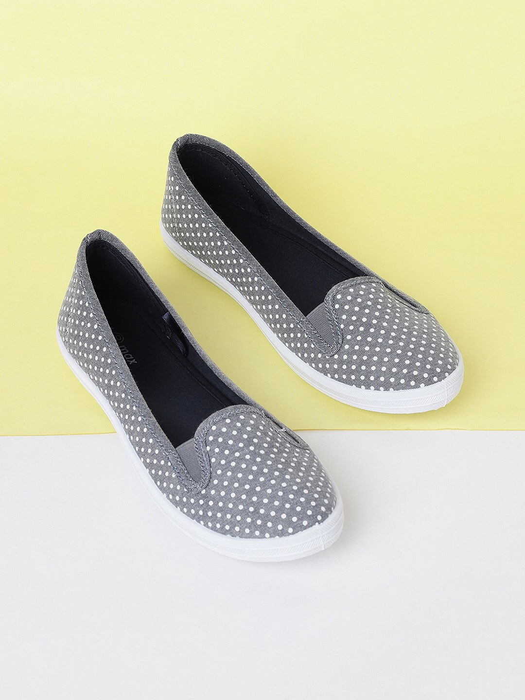 

max Women Blue Printed Ballerinas Flats
