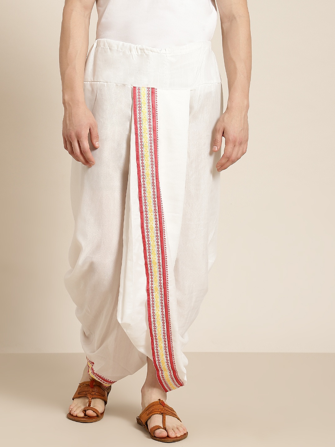 

Anug by SOJANYA Men White & Maroon Solid Dhoti Pants