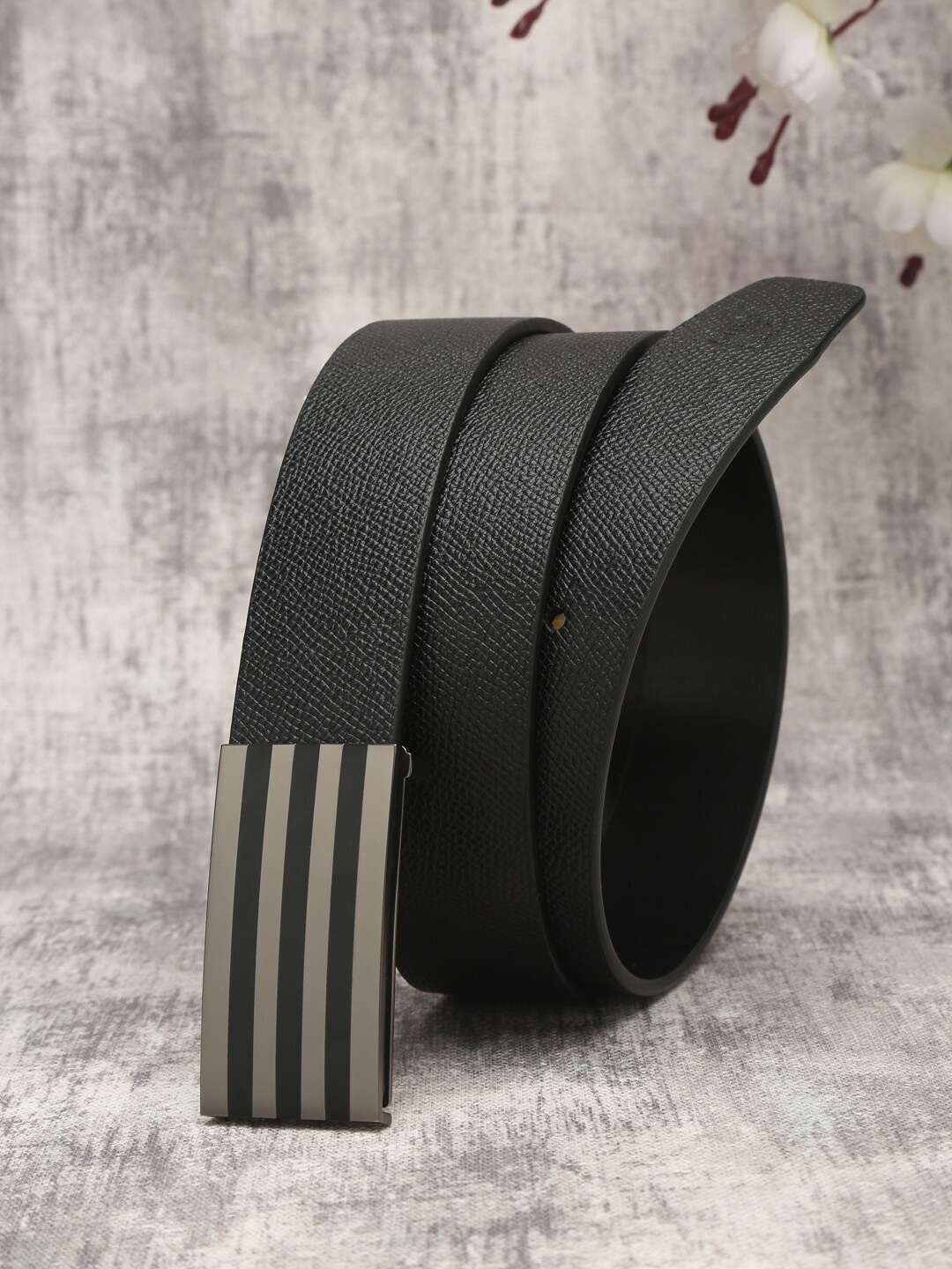 

Carlton London Men Black Textured Leather Belt