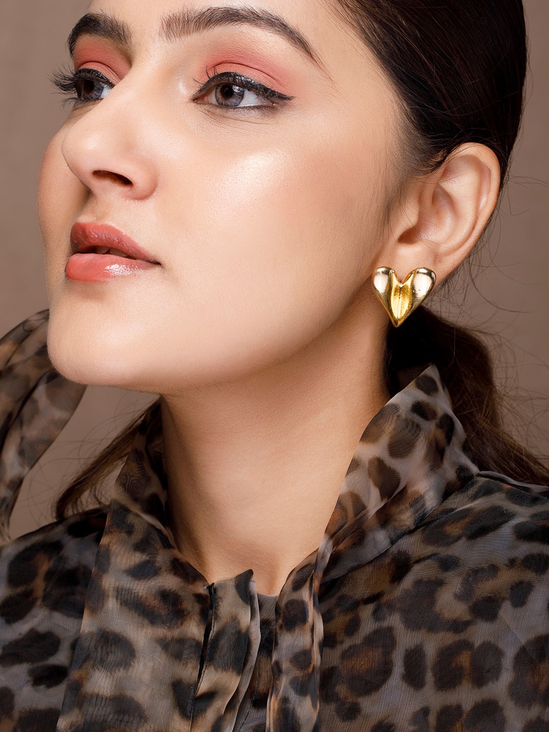 

TOKYO TALKIES X rubans FASHION ACCESSORIES Gold-Plated Heart Shaped Studs Earrings
