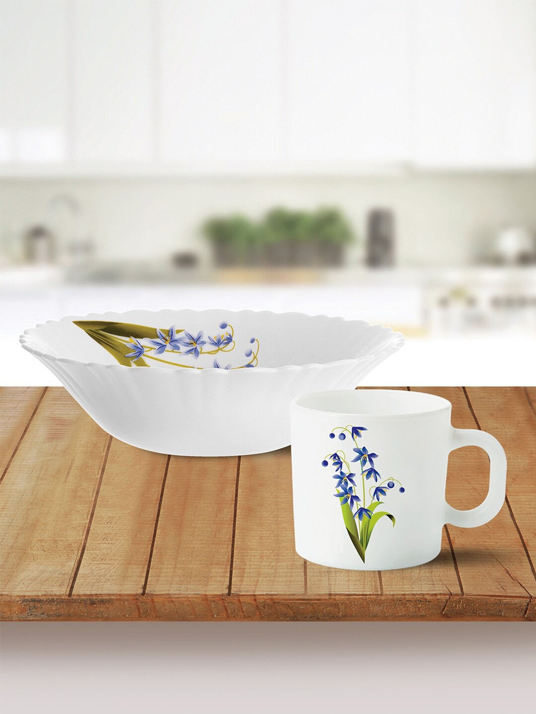 

Larah by BOROSIL Fluted Lavender 5 Pieces Floral Printed Opalware Glossy Bowl With Mugs, White