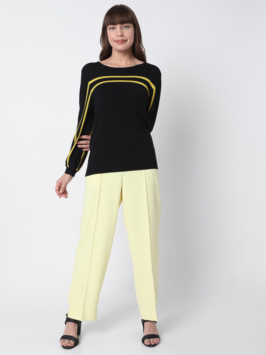 

Vero Moda Women Black Sweatshirt