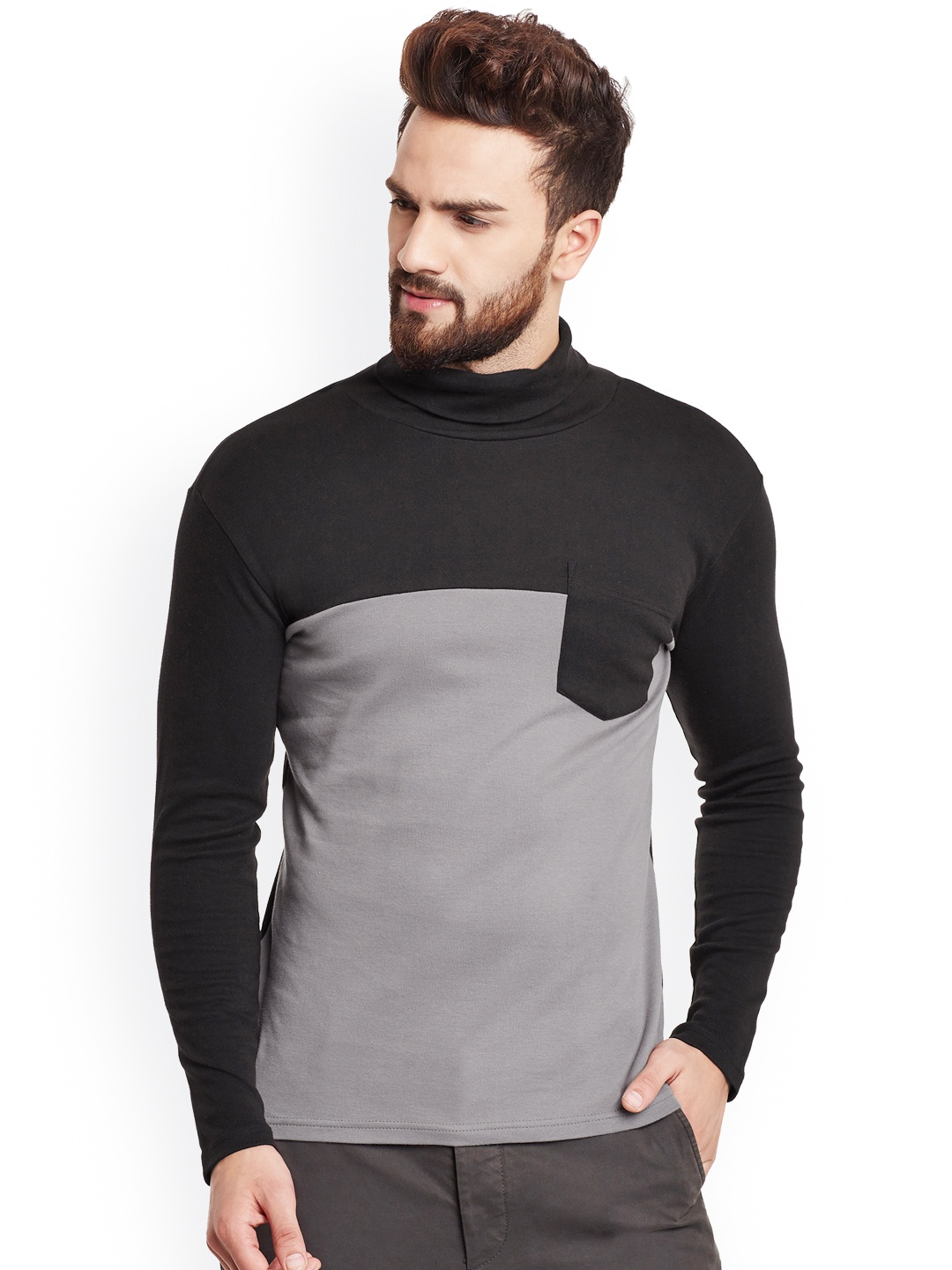 

Hypernation Men Black & Grey Colourblocked Slim Fit T-shirt