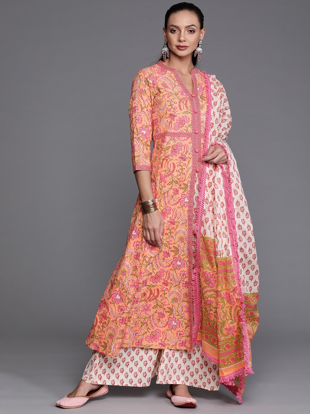 

Indo Era Women Peach-Coloured & Green Floral Print Kurta with Palazzos & Dupatta
