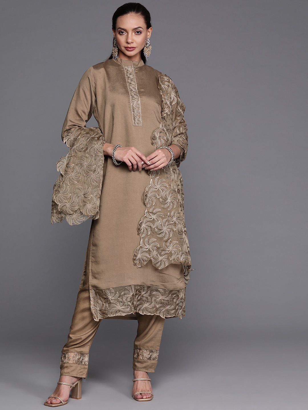 

Indo Era Women Brown Floral Embroidered Thread Work Kurta with Trousers & Dupatta